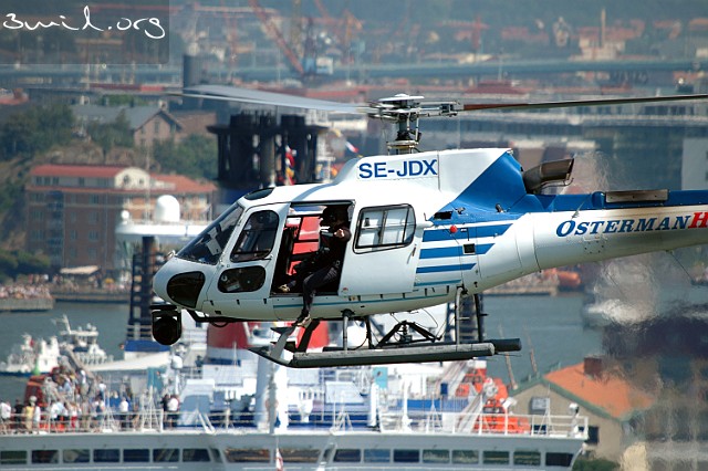 160 Helicopter Sweden SE-JDX OSTERMAN, Gothenburg, Sweden, AS-350B-3 Ecureuil, built 1997