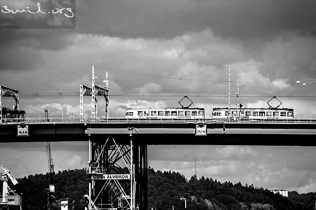400 Tram Sweden Gota Alv Bridge, Gothenburg, Sweden Göta Älvbron, Göteborg